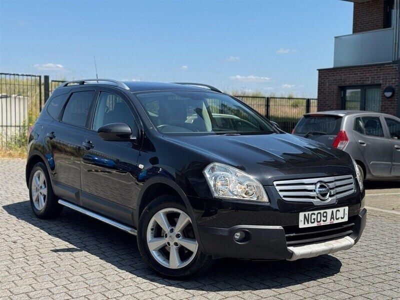 Black Used 2009 Nissan Qashqai +2 Acenta SUV | £3,495 (Fair price) - Image 1/4
