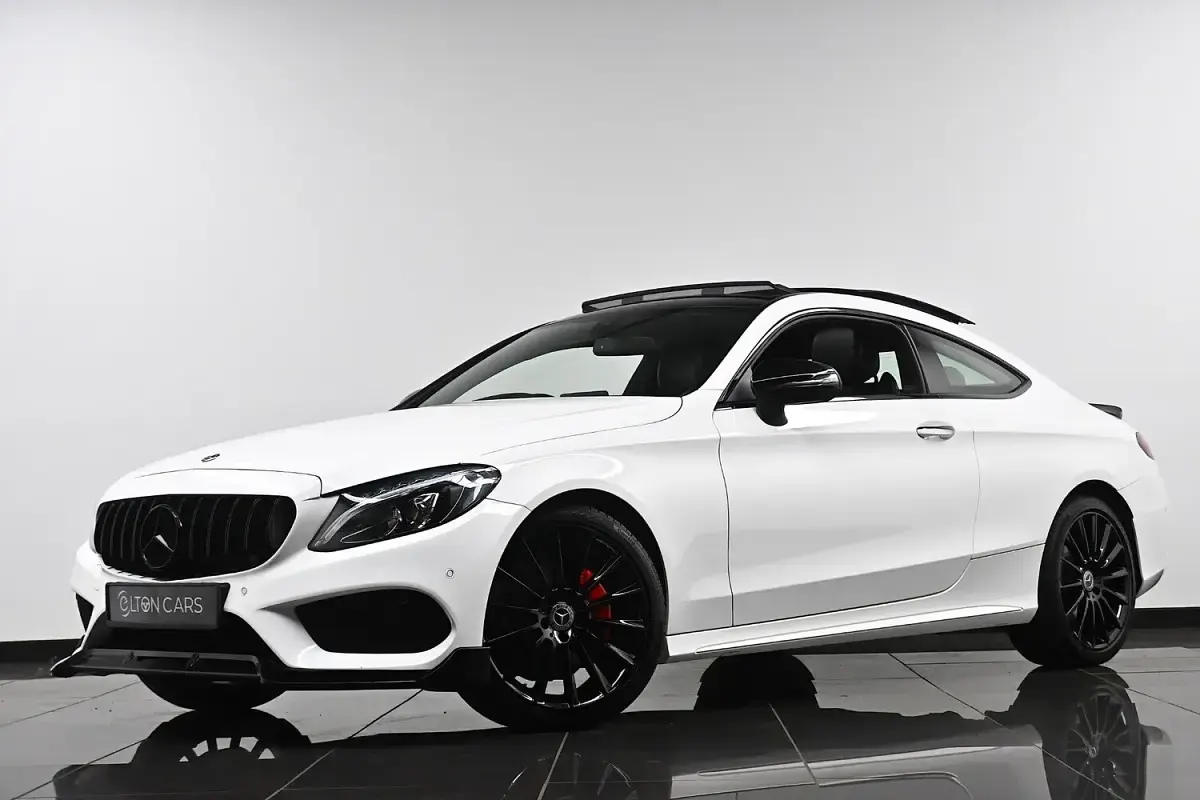 Used Mercedes C200 AMG Line Premium 184 HP (135 kW) 2018 White Coupe