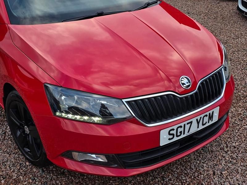 Used Skoda Fabia SE L 75 HP (55 kW) 2017 Red Hatchback