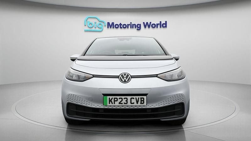 Used VW ID.3 Pro Performance 150 kW (204 HP) 2023 Silver Hatchback