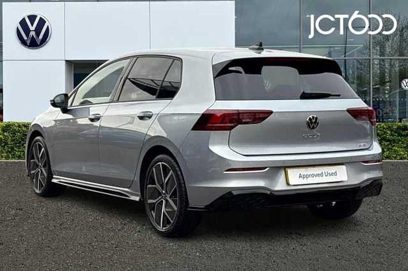 Used VW Golf VIII 150 HP (110 kW) 2026