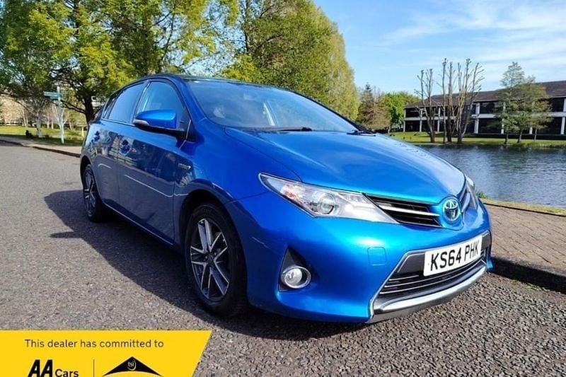 Used Toyota Auris Hybrid 2015
