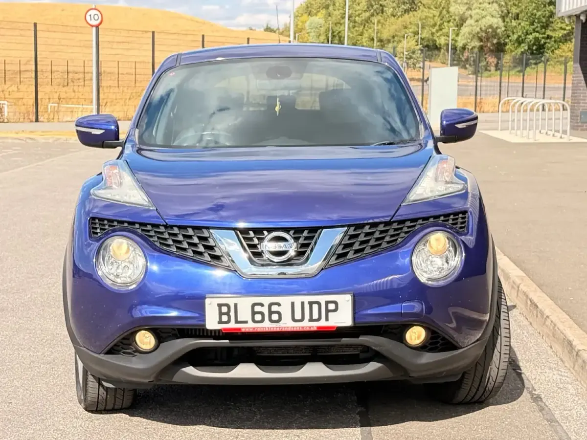 Used Nissan Juke N-Connecta 110 HP (80 kW) 2016 Blue SUV