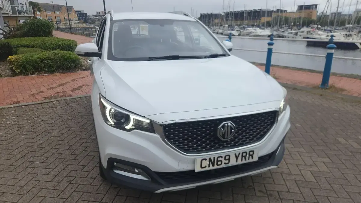Used MG ZS Exclusive 106 HP (77 kW) 2019 White SUV