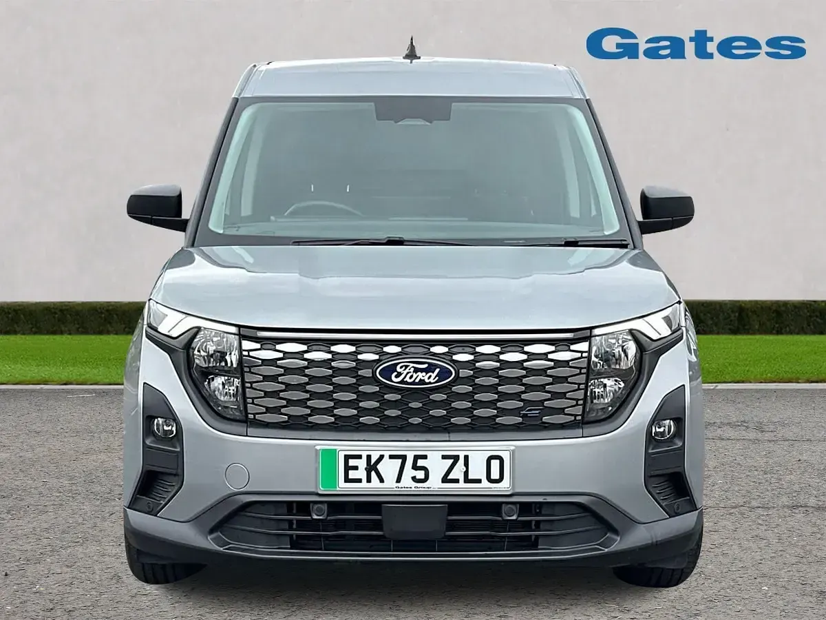 Used Ford Transit Courier Trend 100 kW (136 HP) 2025 Silver Van