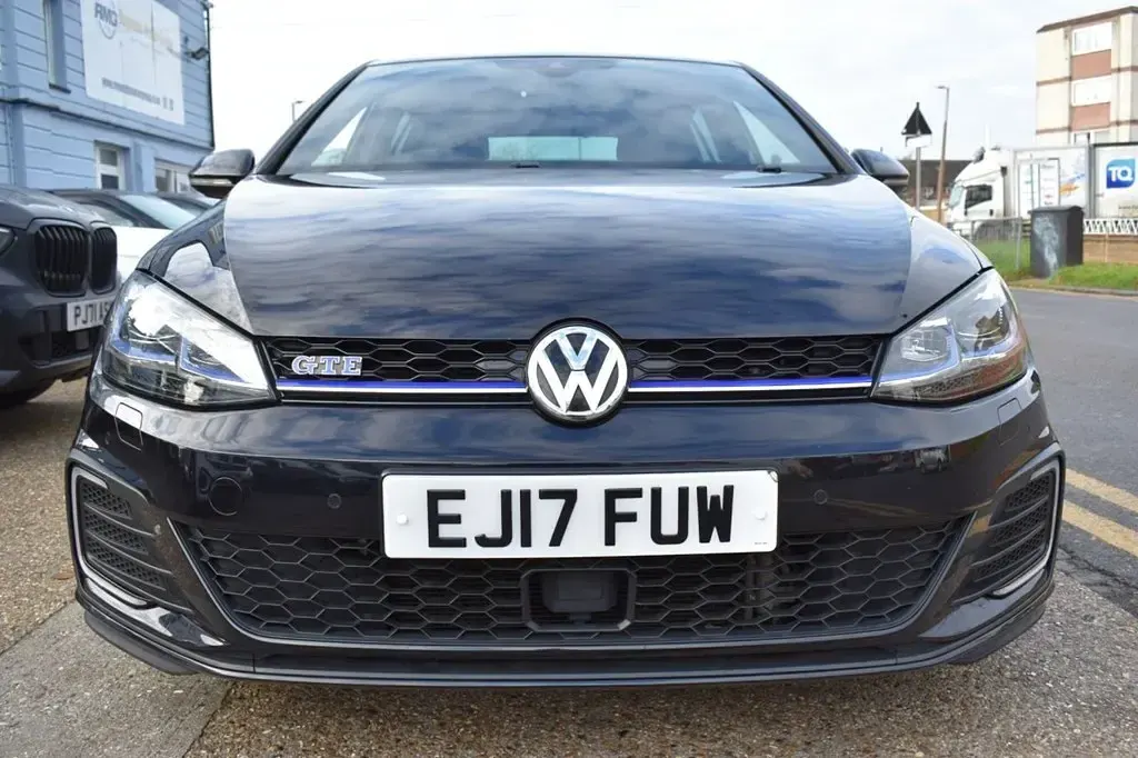 Used VW Golf VII Advance 204 HP (150 kW) 2017 Black Hatchback