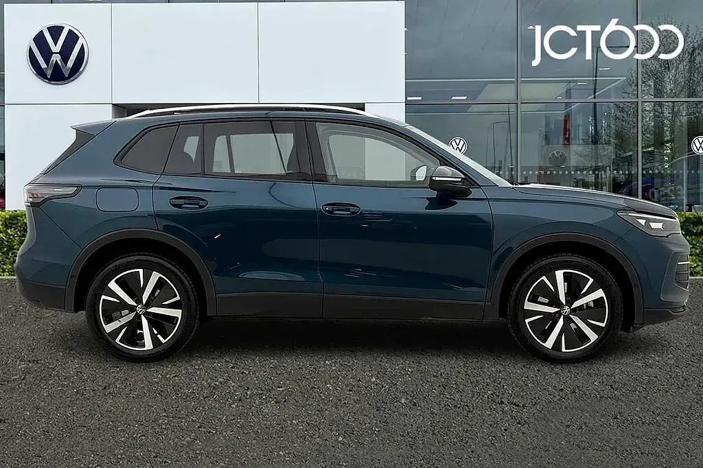 Used VW Tiguan Match 204 HP (150 kW) 2025 Blue SUV
