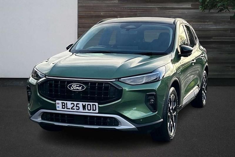 Used Ford Kuga Active 239 HP (175 kW) 2025 Green SUV