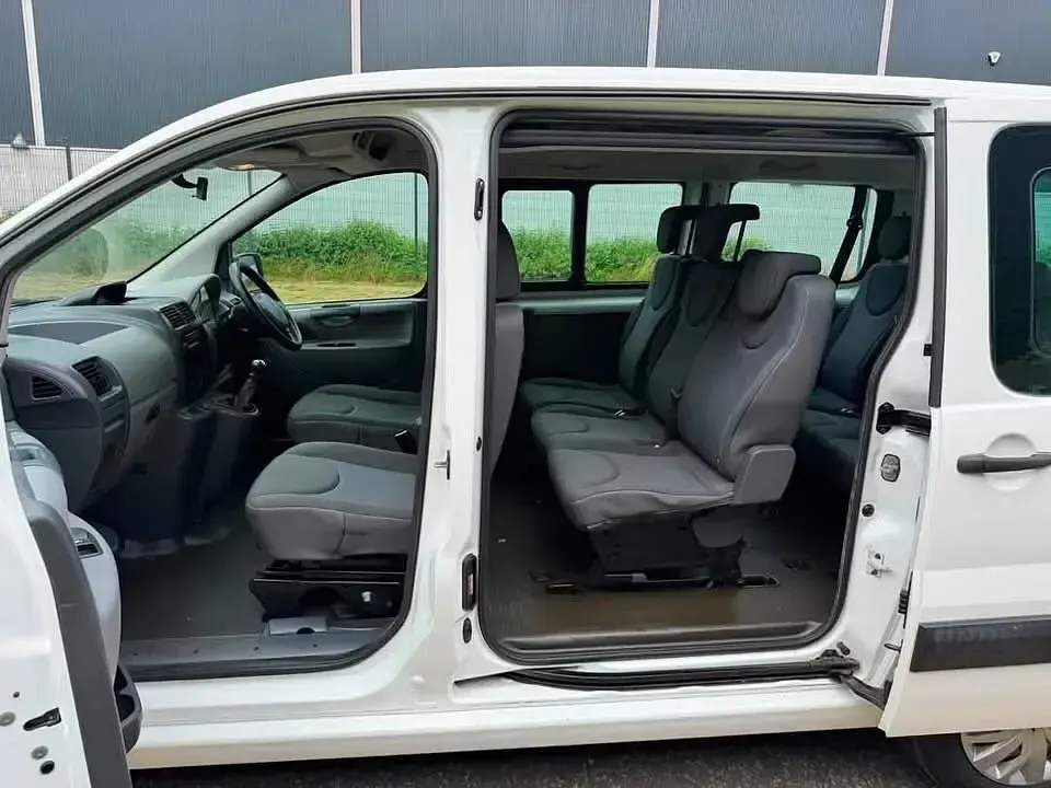 Used Peugeot TePee Comfort 2010 White MPV