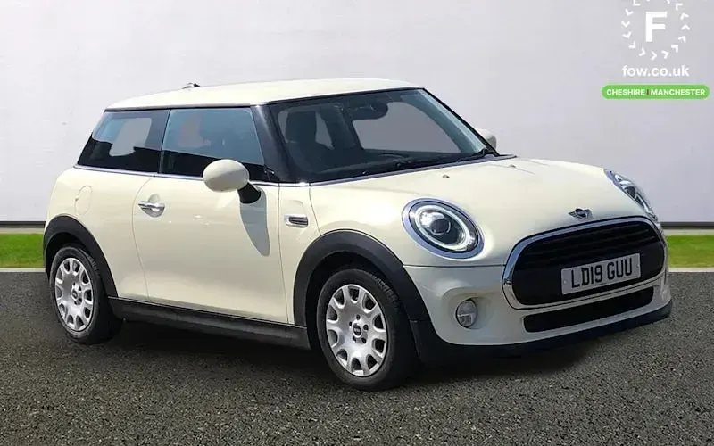 Used Mini ONE Classic 102 HP (75 kW) 2021 Hatchback