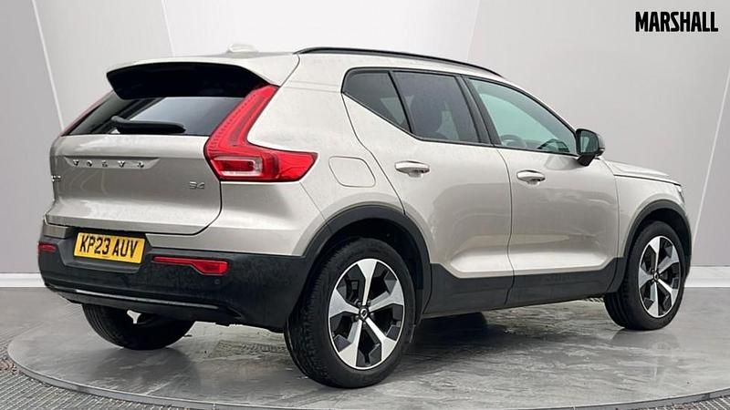 Used Volvo XC40 Ultimate 197 HP (144 kW) 2023 Gold SUV