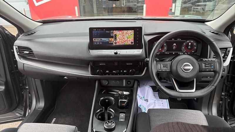Used Nissan X-Trail N-Connecta 210 HP (154 kW) 2025 Grey SUV