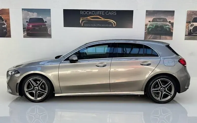 Used Mercedes A180 AMG Line Premium 136 HP (100 kW) 2019 Silver Hatchback