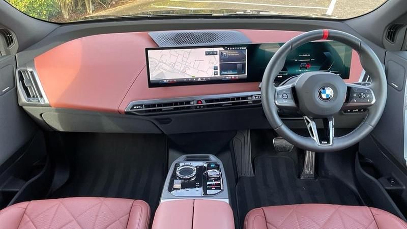 Usado BMW iX Comfort Edition 478 kW (650 CV) 2026 Negro SUV