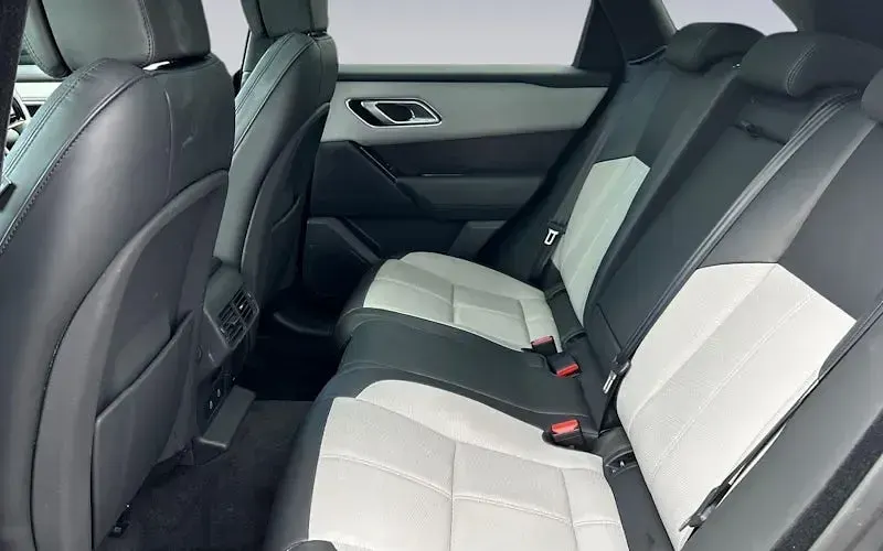 Used Land Rover Range Rover Velar Autobiography 204 HP (150 kW) 2025 Grey SUV