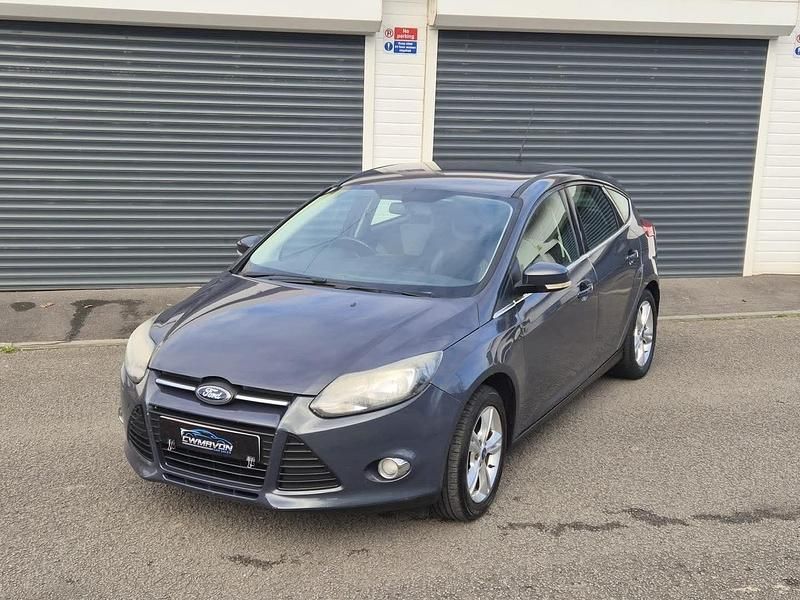 Used Ford Focus Zetec 2011 Grey Hatchback