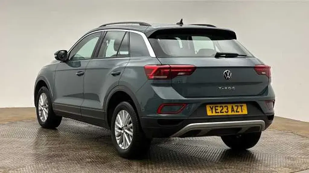 Second-hand VW T-Roc 150 CP (110 kW) 2023 SUV