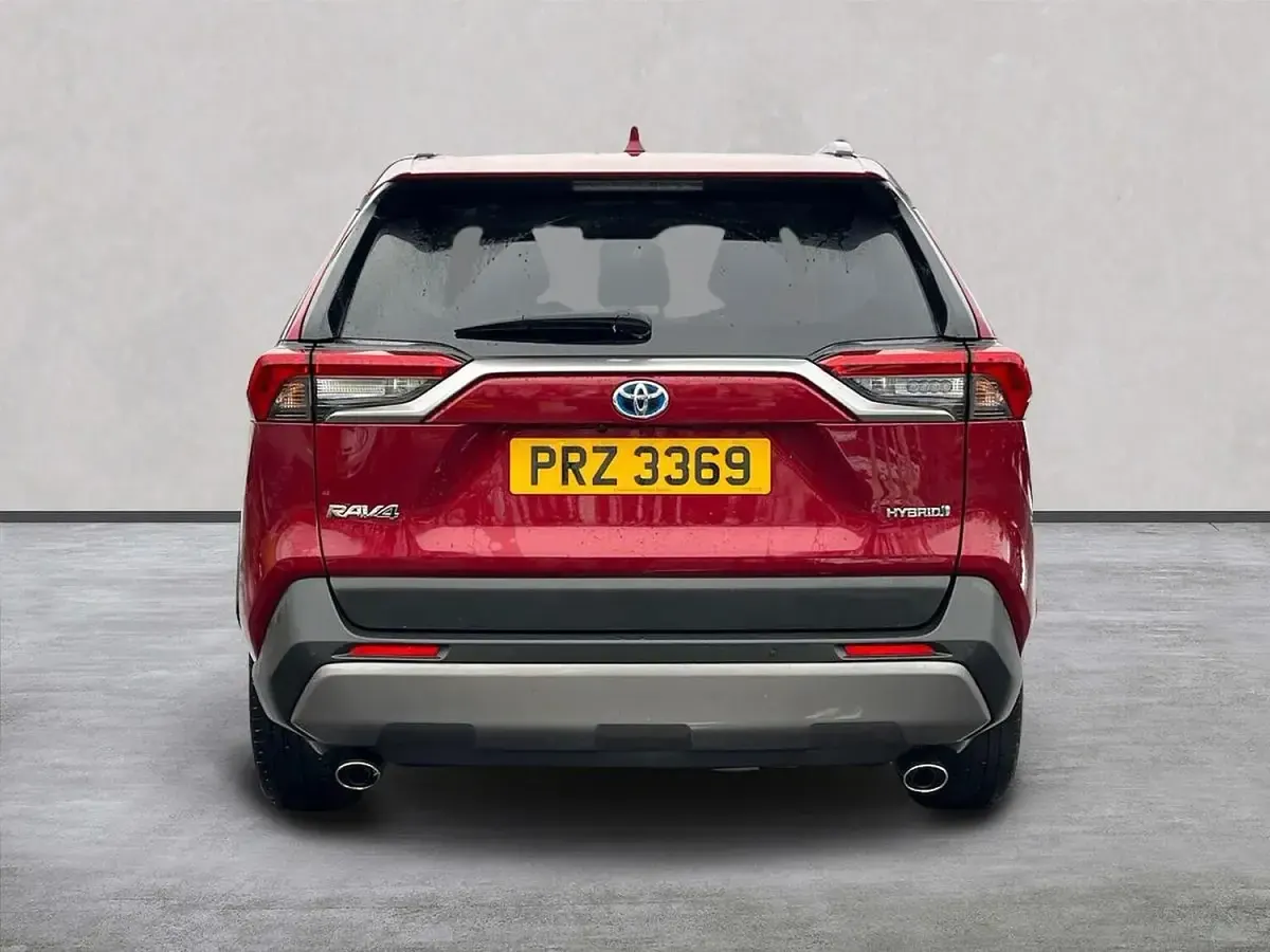 Used Toyota RAV4 218 HP (160 kW) 2019 Red SUV