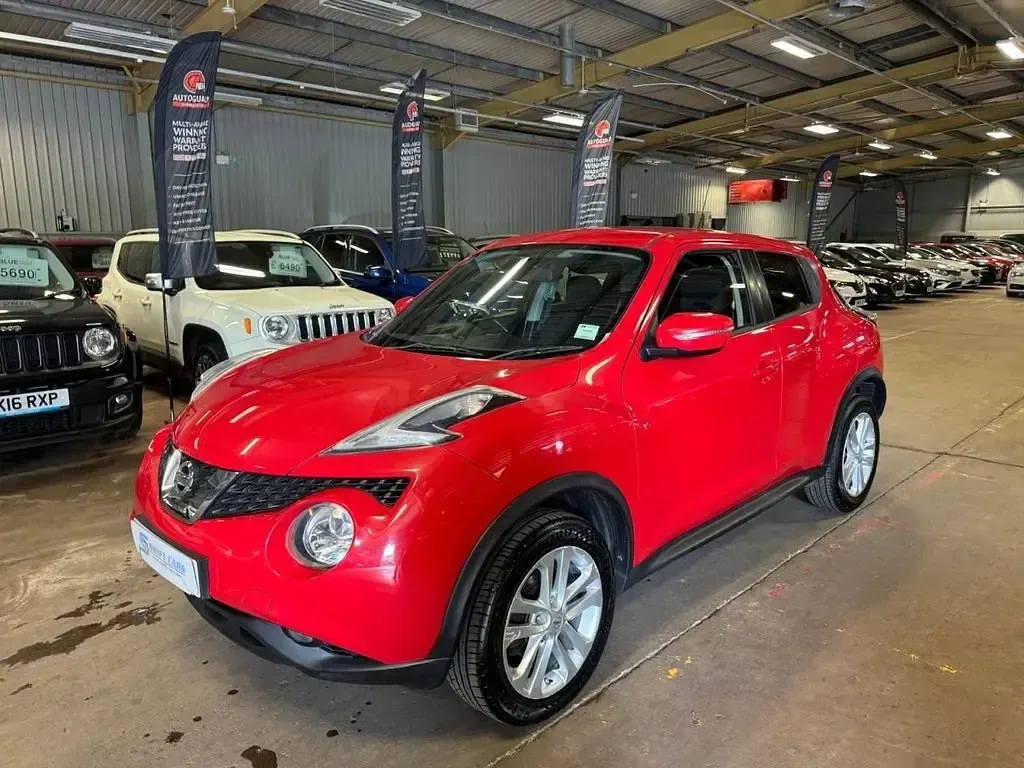 Gebraucht Nissan Juke Acenta 110 PS (80 kW) 2016 Rot SUV