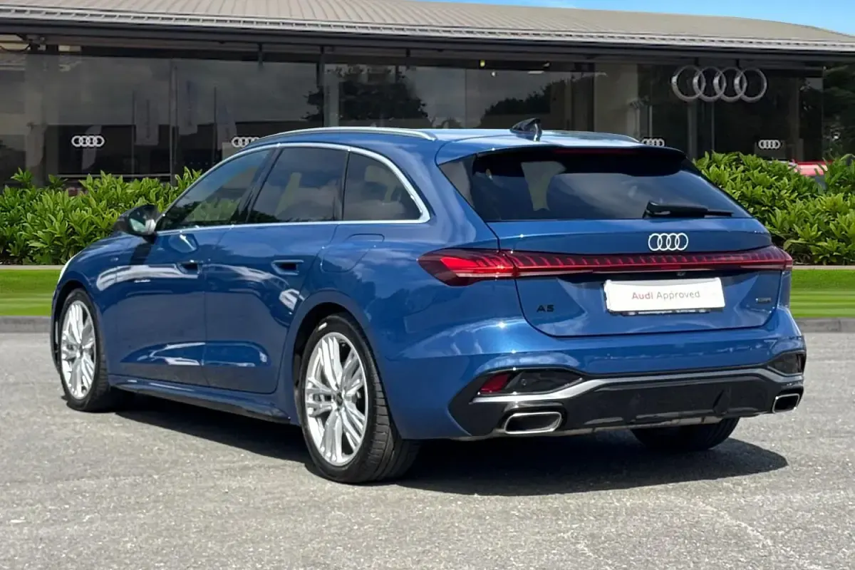 Used Audi A5 S-Line 299 HP (219 kW) 2026 Blue Estate