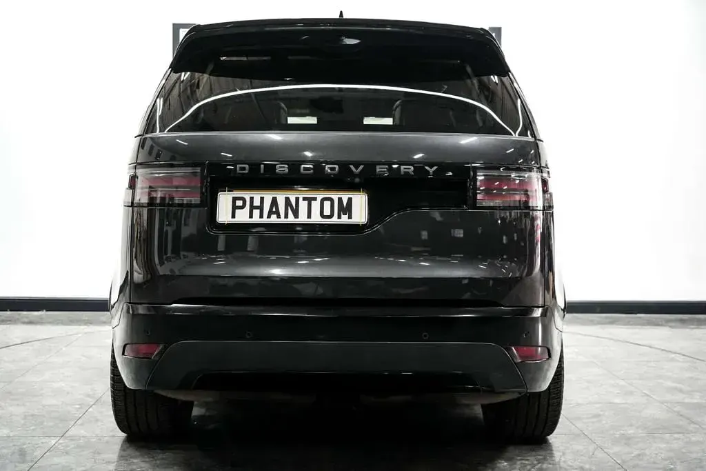 Used Land Rover Discovery HSE Dynamic 300 HP (220 kW) 2023 Grey SUV