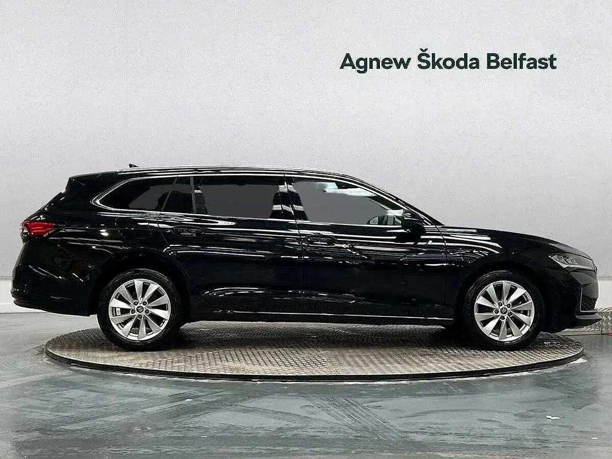 Used Skoda Superb SE Technology 110 HP (80 kW) 2025 Midnight black metallic Estate