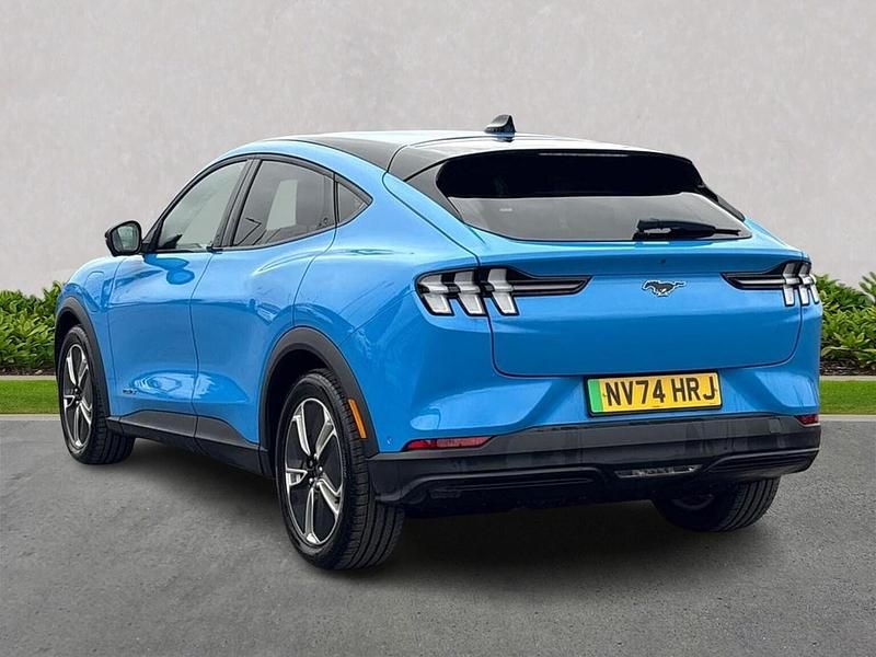 Used Ford Mustang Select 268 HP (197 kW) 2024 Blue Hatchback