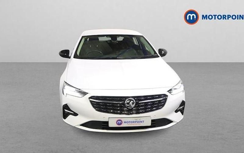Used Vauxhall Insignia Design Edition 122 HP (89 kW) 2022 White Hatchback