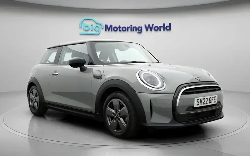 Used Mini Cooper Classic 136 HP (100 kW) 2022 Grey Hatchback
