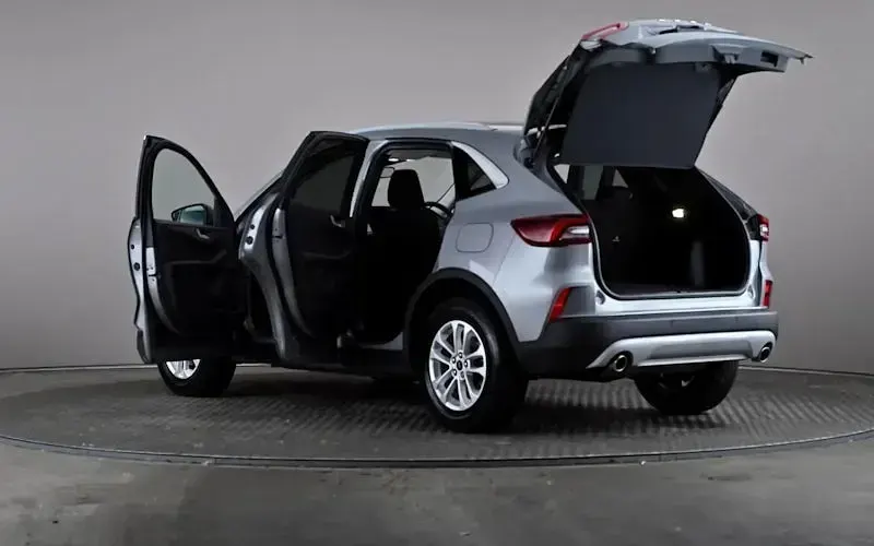 Used Ford Kuga Titanium 150 HP (110 kW) 2025 Silver SUV