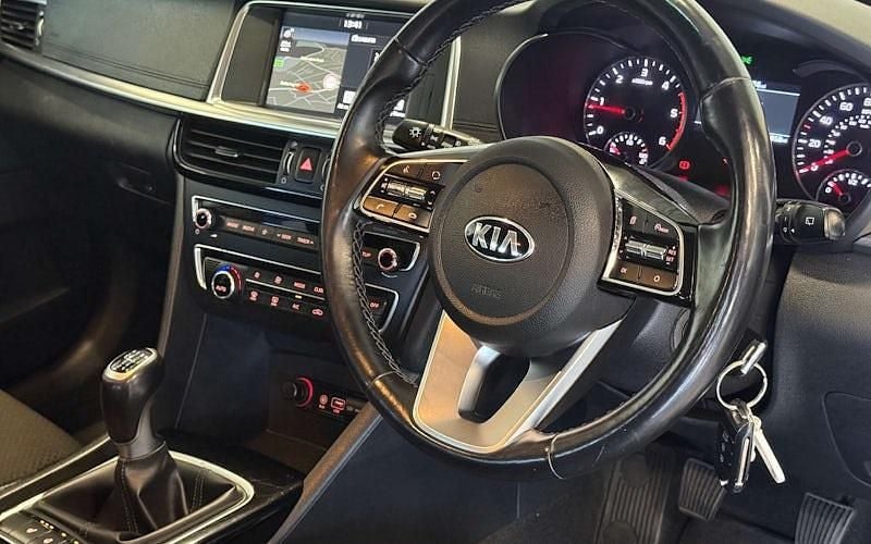 Used Kia Optima 136 HP (100 kW) 2019 Blue Estate