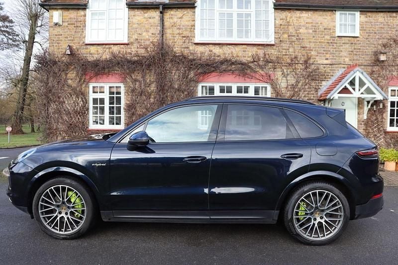 Used Porsche Cayenne Platinum Edition 2022 Blue SUV