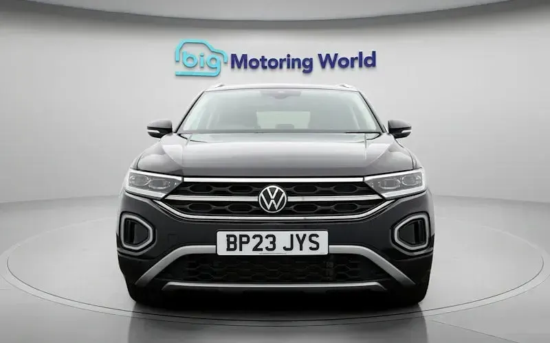 Used VW T-Roc Style 110 HP (80 kW) 2023 Black SUV