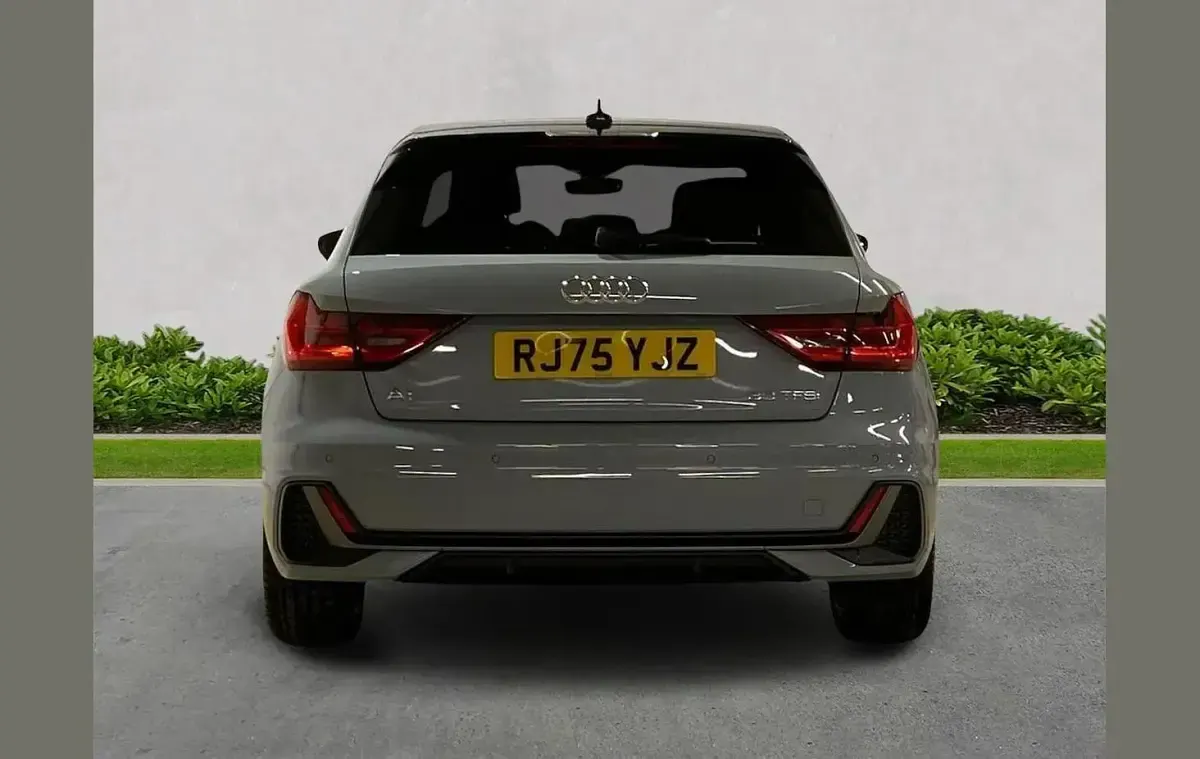 Ny Audi A1 Black Edition 147 HK (108 kW) 2025 Other SUV