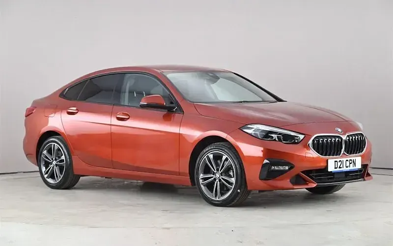 Begagnad BMW 218 Sport Line 136 HK (100 kW) 2023 Sportkupé