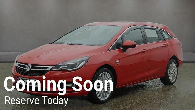 Used Vauxhall Astra Elite 150 HP (110 kW) 2018 Red Estate