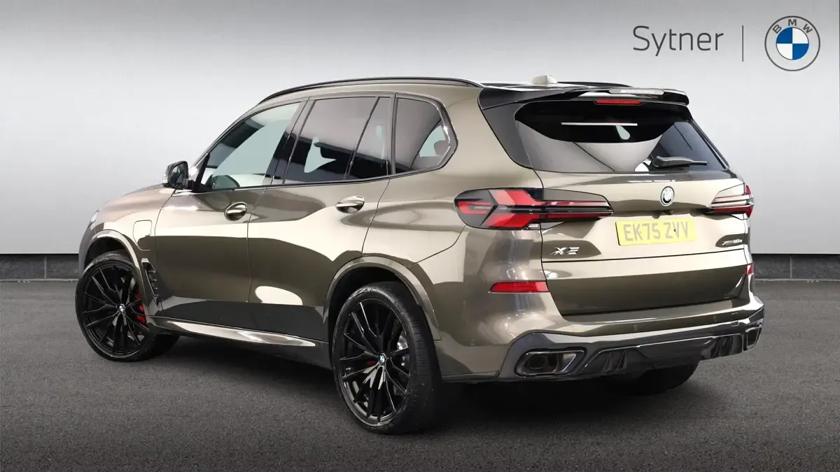 Used BMW X5 M Sport 482 HP (354 kW) 2026 Green SUV