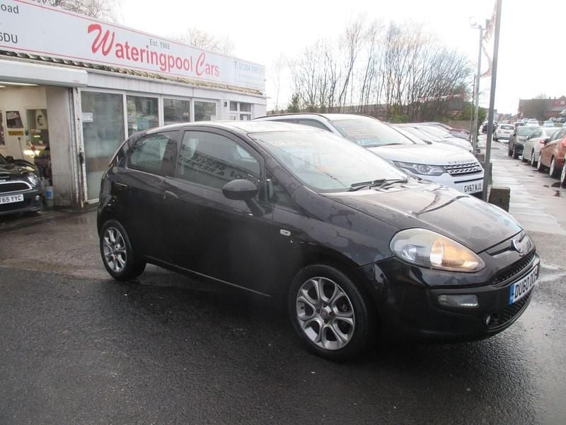 Used Fiat Punto Evo 77 HP (56 kW) 2010 Black Hatchback