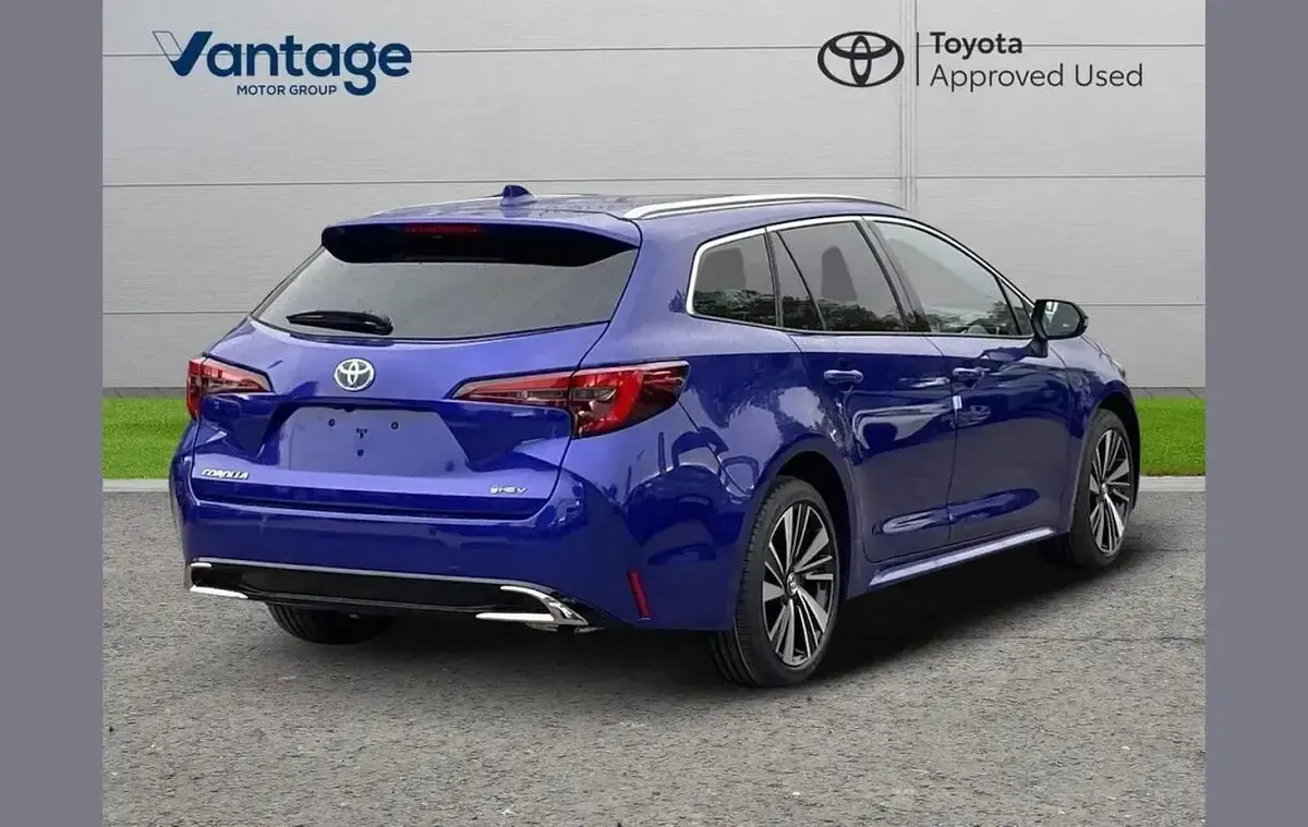 New Toyota Corolla Design 138 HP (101 kW) 2025 Blue Estate