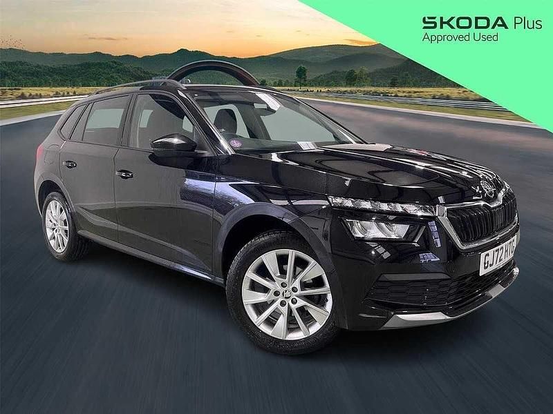 Black magic pearl effect Used 2022 Skoda 110 R SE Drive Estate | £12,999 (Fair price) - Image 1/4