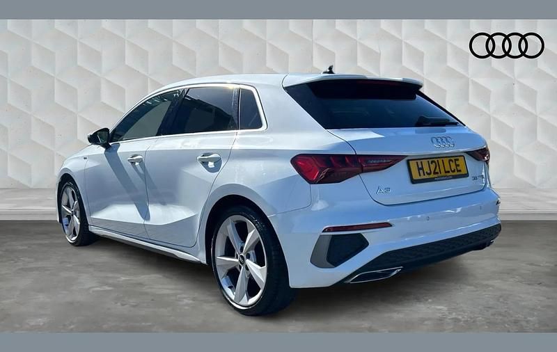 Used Audi A3 S-Line 150 HP (110 kW) 2021 White Sedan