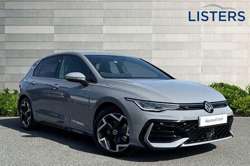 New 2025 VW Golf VIII | £31,690 (Expensive) - Image 1/4