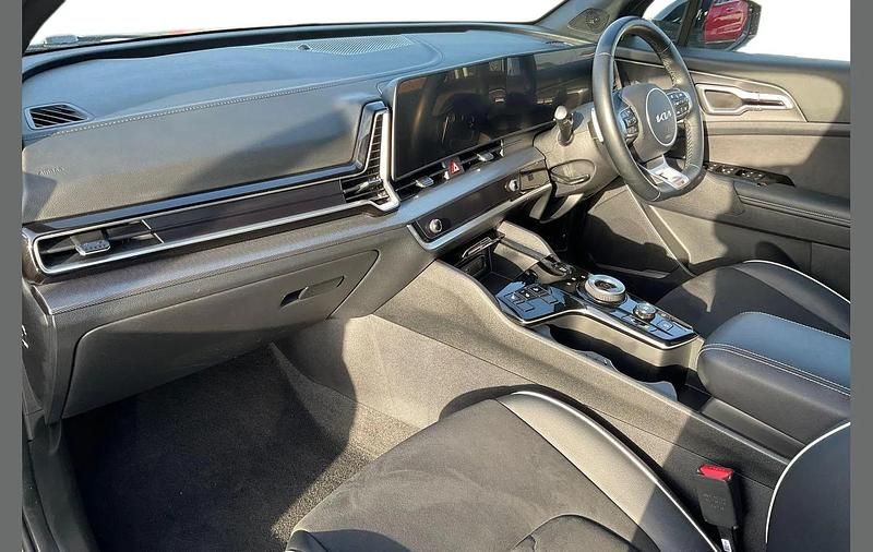 Used Kia Sportage GT-Line 157 HP (115 kW) 2025 Silver SUV