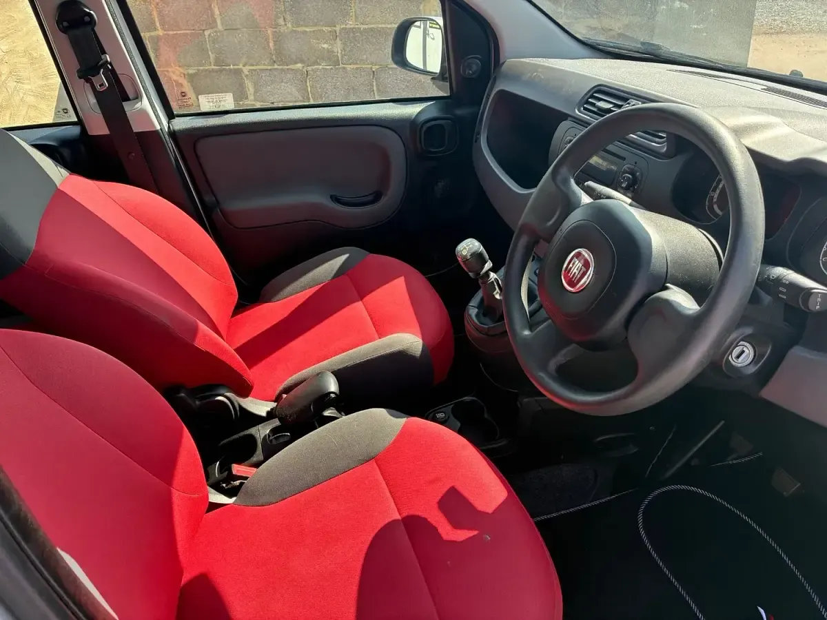 Used Fiat Panda Pop 69 HP (50 kW) 2013 Silver Hatchback