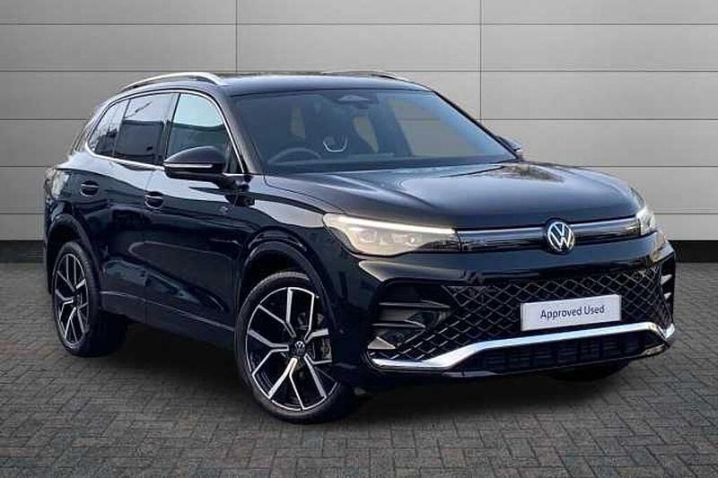 Used 2025 VW Tiguan SUV | £34,095 (Fair price) - Image 1/4