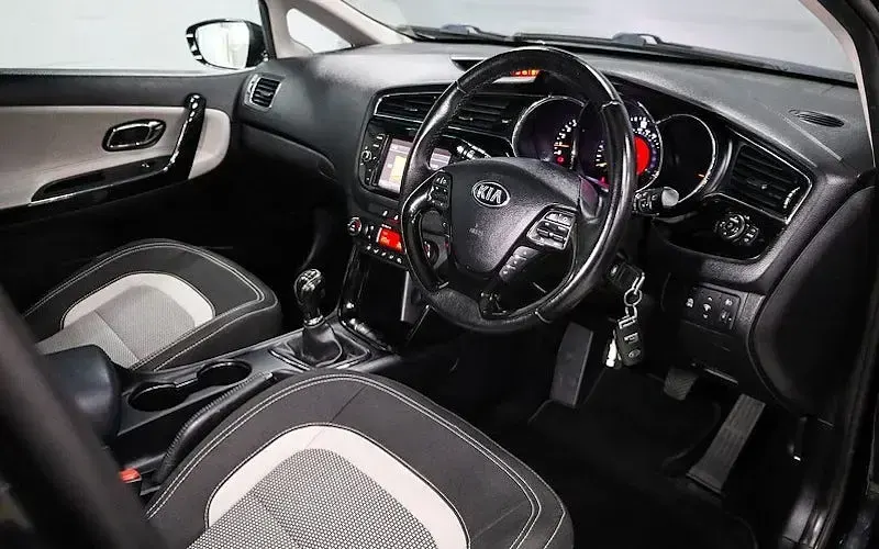 Used Kia Ceed 136 HP (100 kW) 2016 Black Hatchback