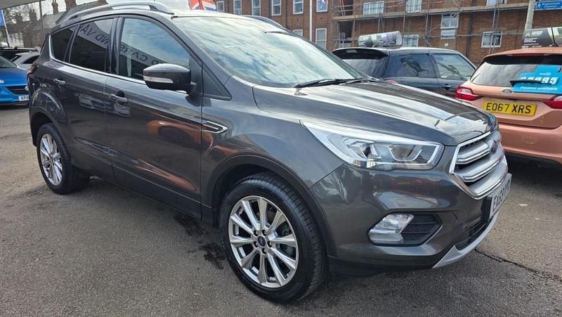 Used Ford Kuga Titanium 150 HP (110 kW) 2019 Grey SUV