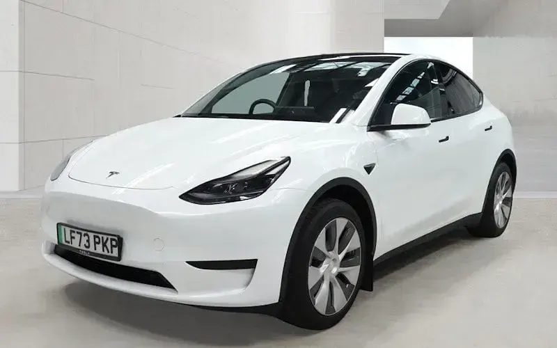 Used Tesla Model Y RWD 219 kW (299 HP) 2024 SUV
