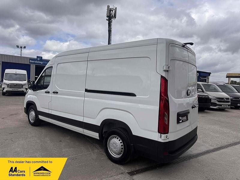 Używany Maxus V90 150 KM (110 kW) 2025 Biały Van
