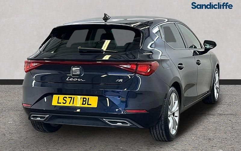 Used Seat Leon FR 110 HP (80 kW) 2023 Blue Hatchback